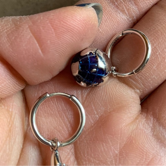 NWOT Airplane and World Map Earrings for Women Genuine 925 Sterling Silver - Picture 6 of 9